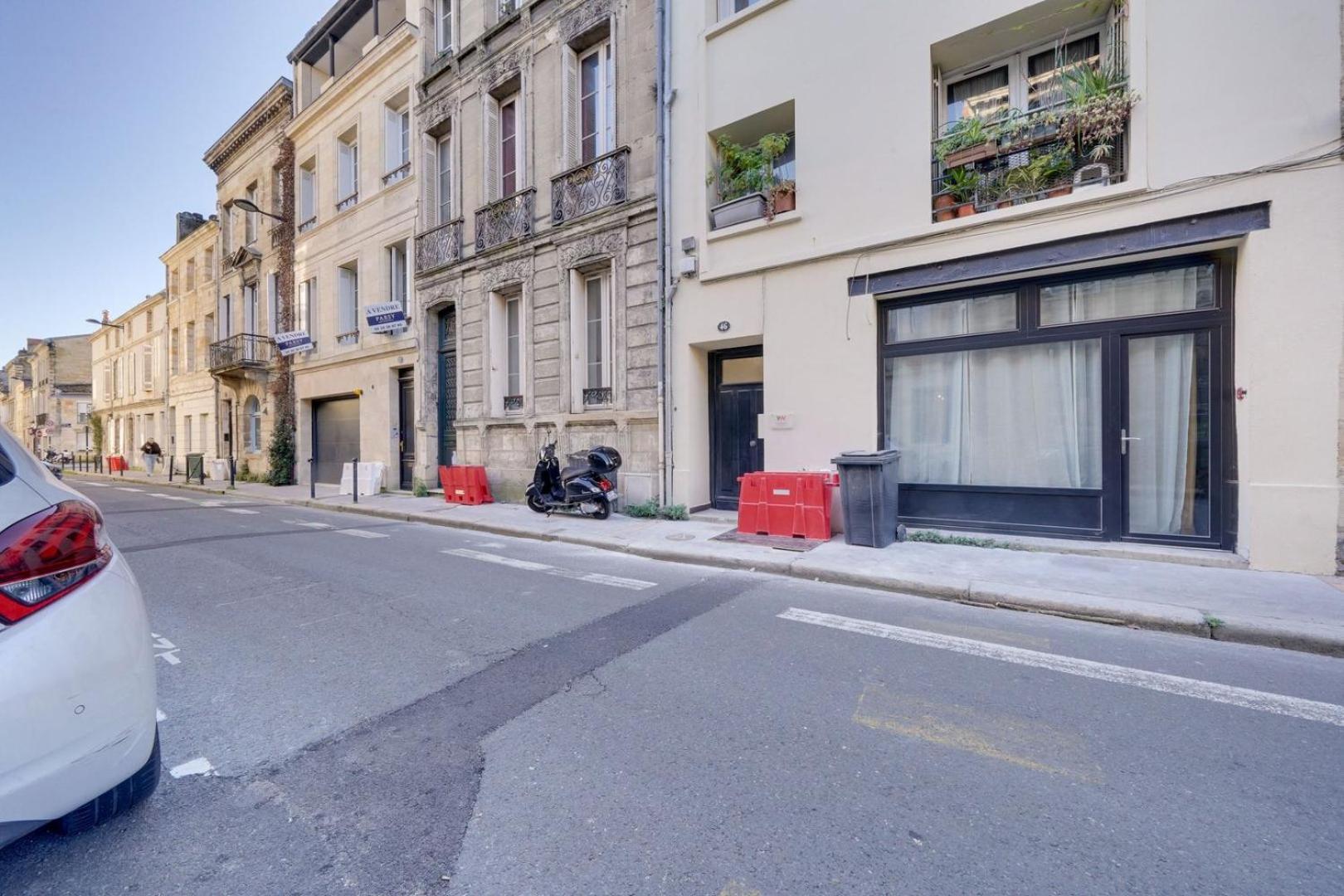 Apartment Beautiful In Chartrons With Terrace